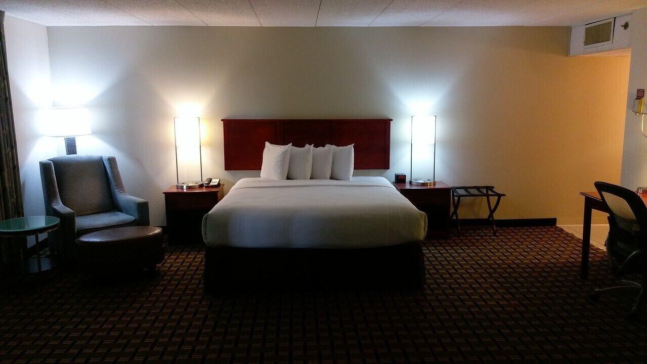 C3 Hotel And Convention Center Hastings Eksteriør bilde